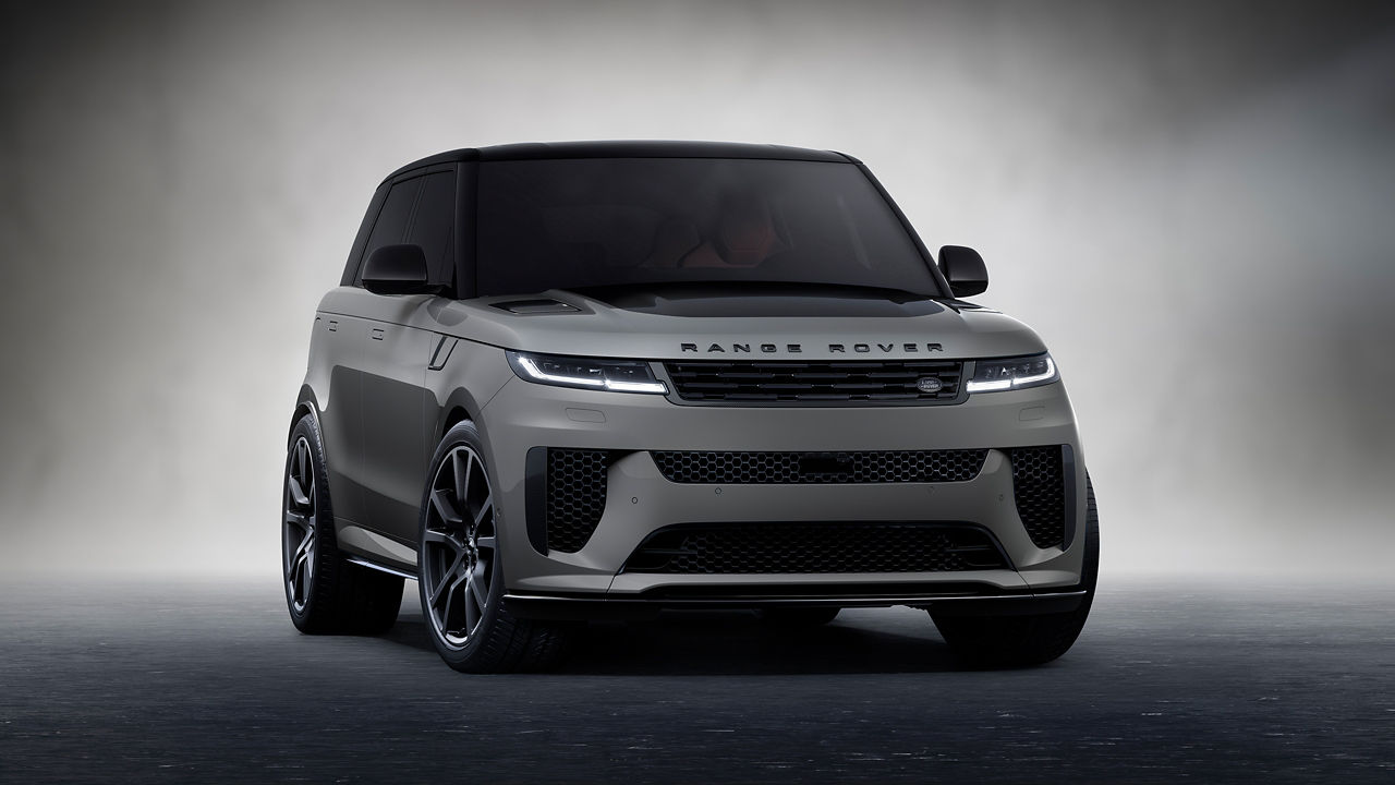 Side view of Range Rover Sports 