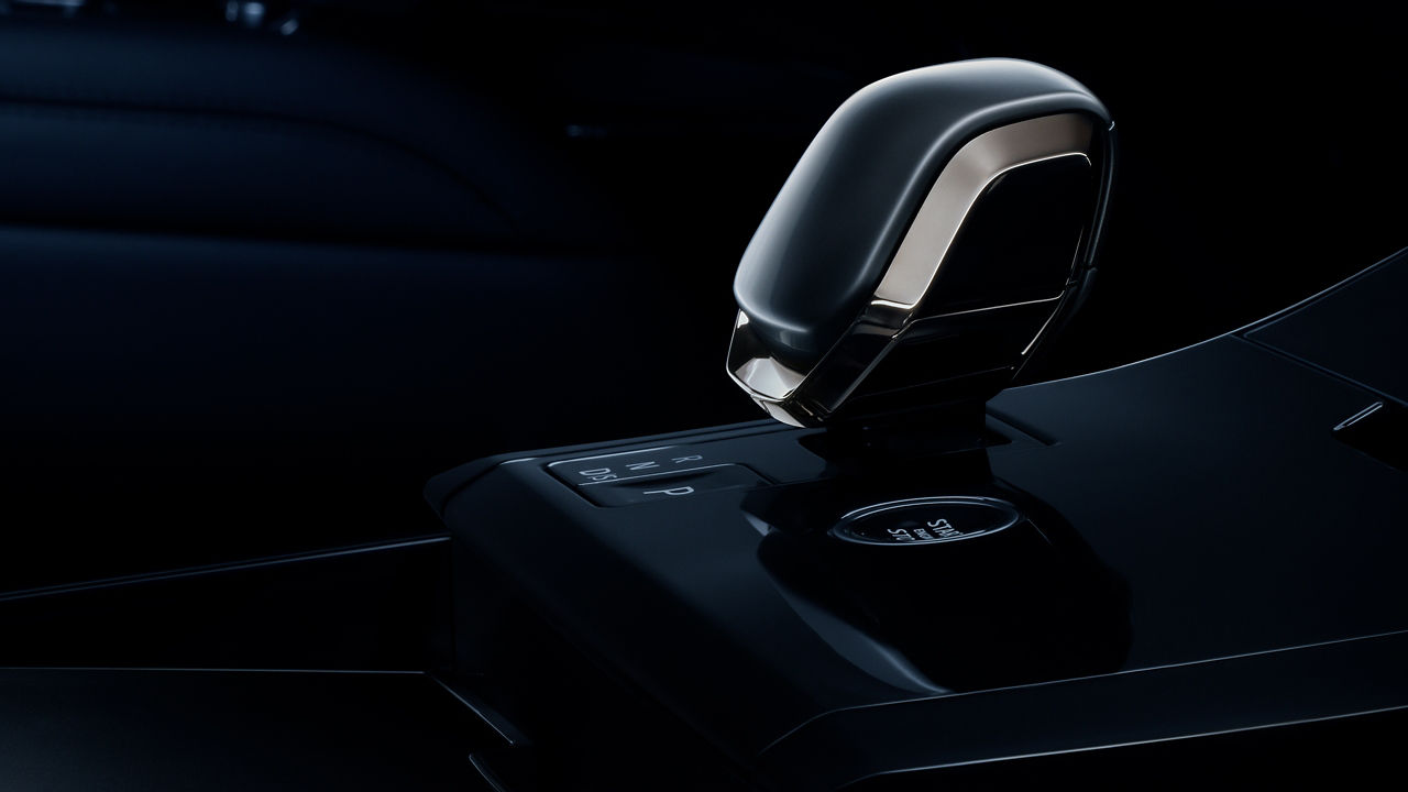 Ranger Rover Sports SV Black gear stick
