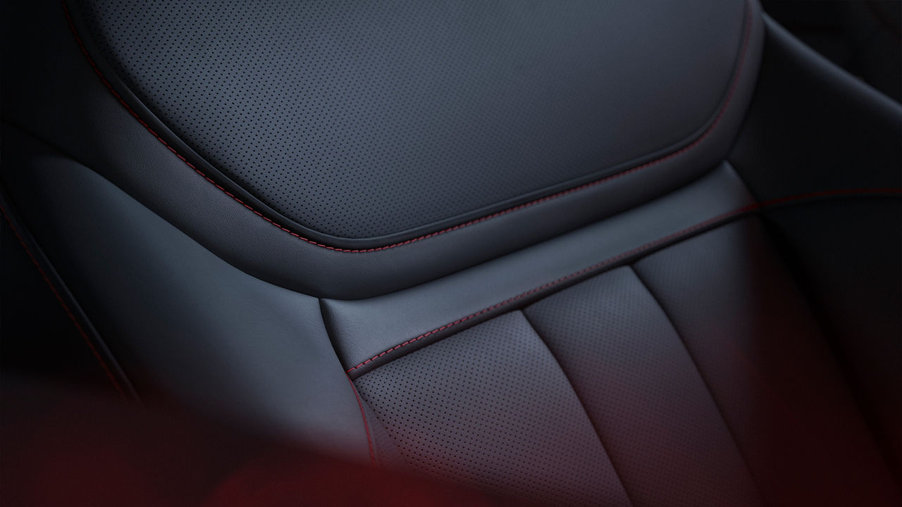 Range Rover Sports seat closeup of Ebony Windsor leather