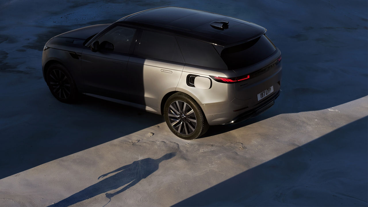 Range Rover Sport BEV Electric Side view