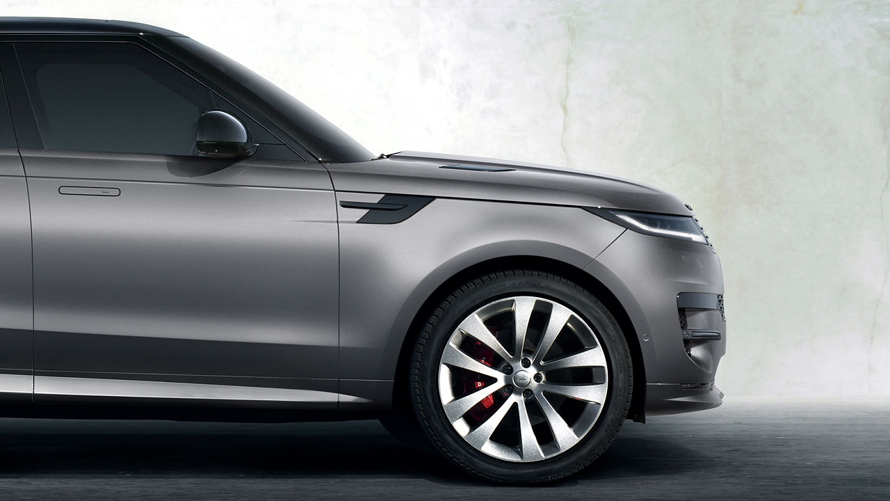 Range Rover Eiger grey side view