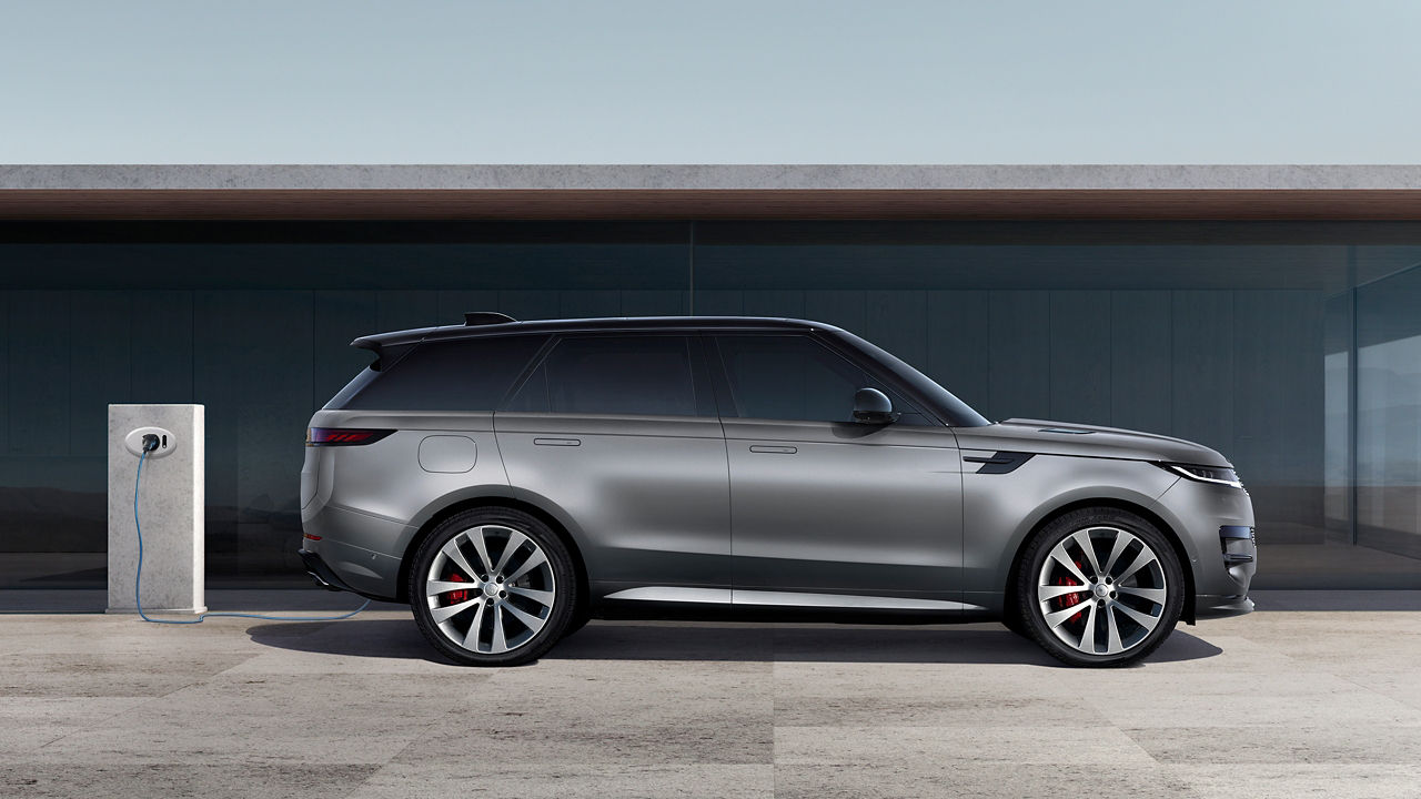 Range Rover Eiger grey side view