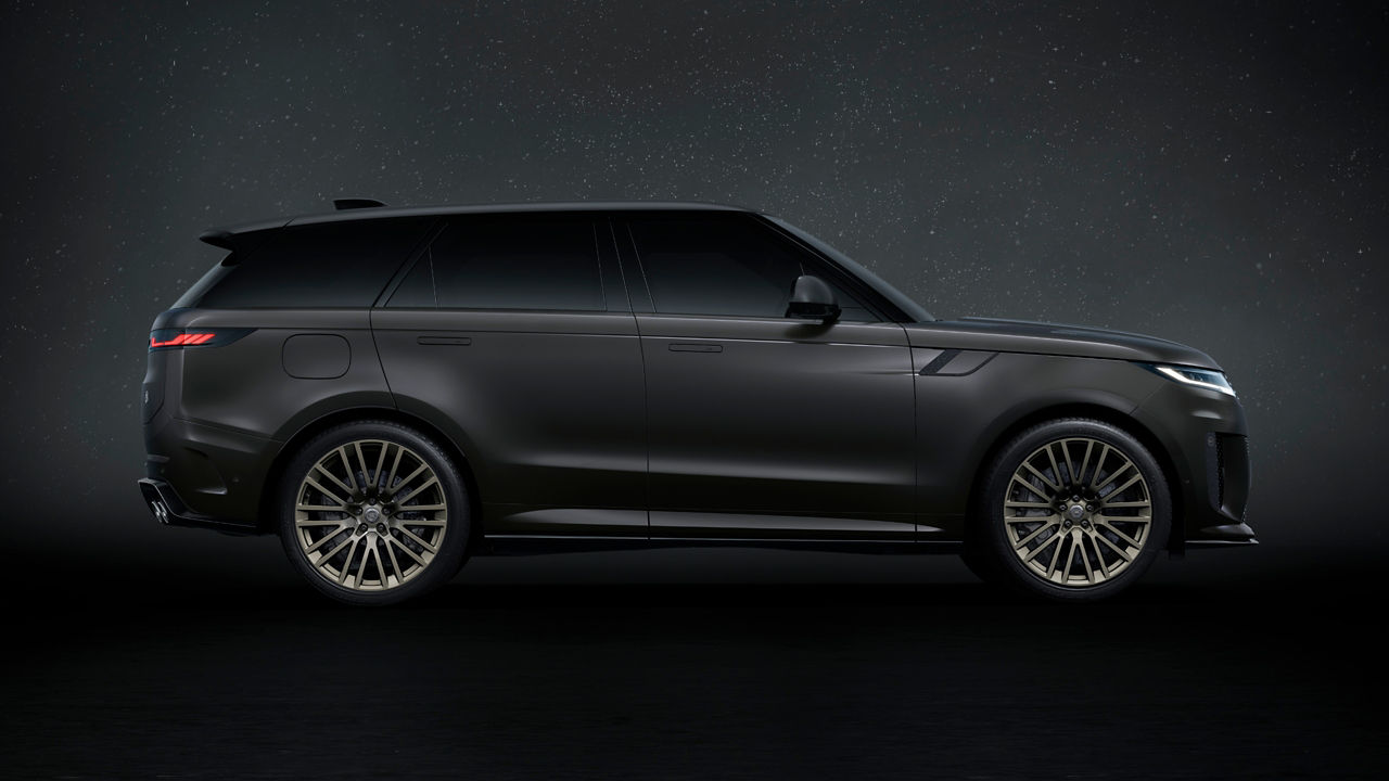 Range Rover side view