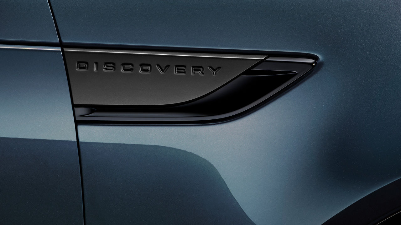 Discovery logo on handle