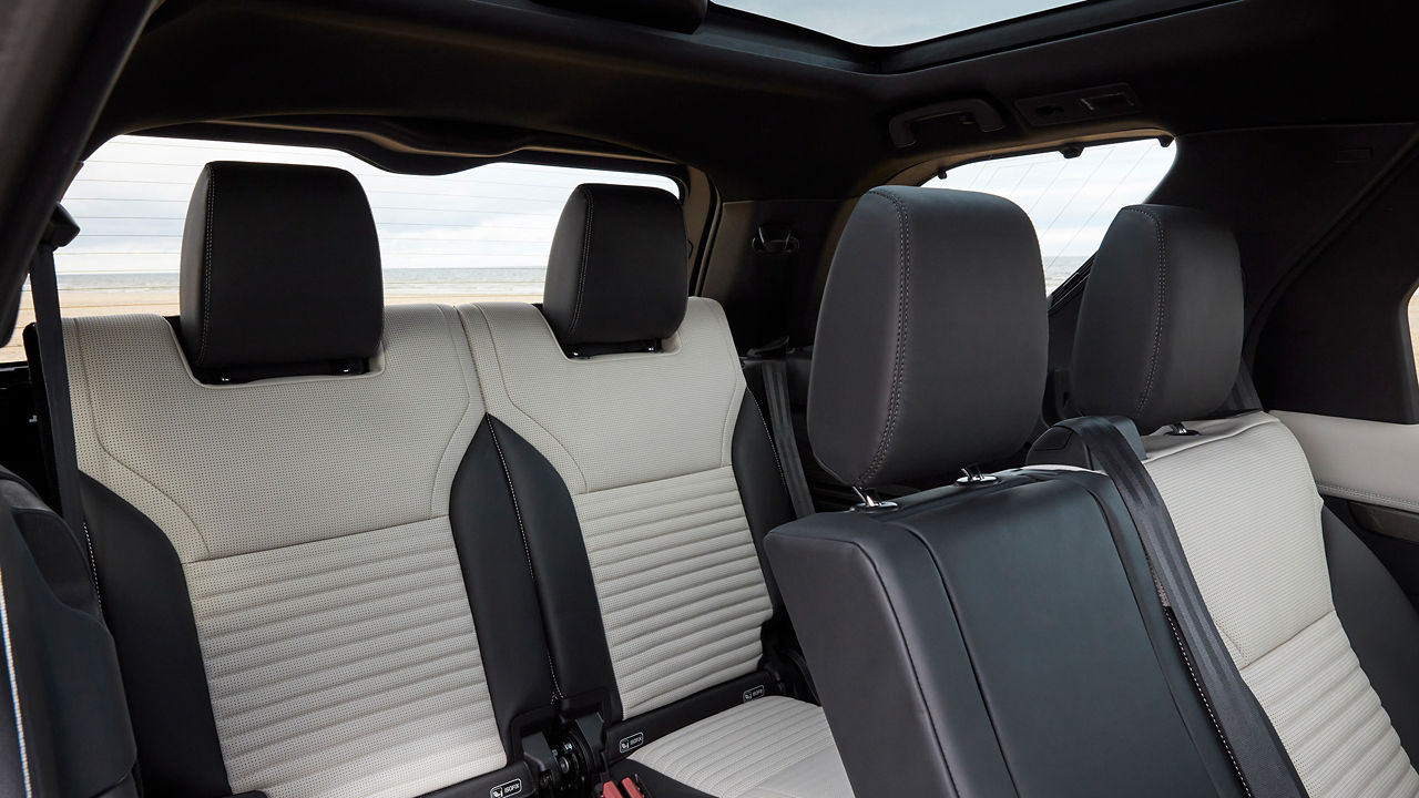 Discovery side view of seats