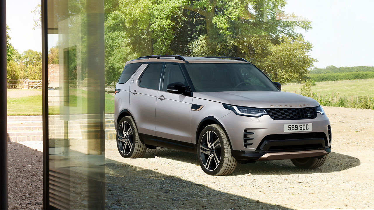 Discovery Side View