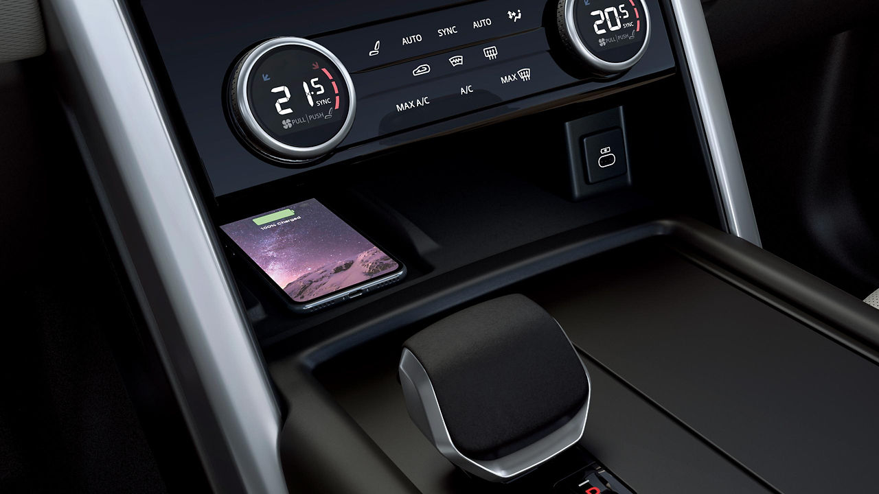 Climate control centre inside the Discovery