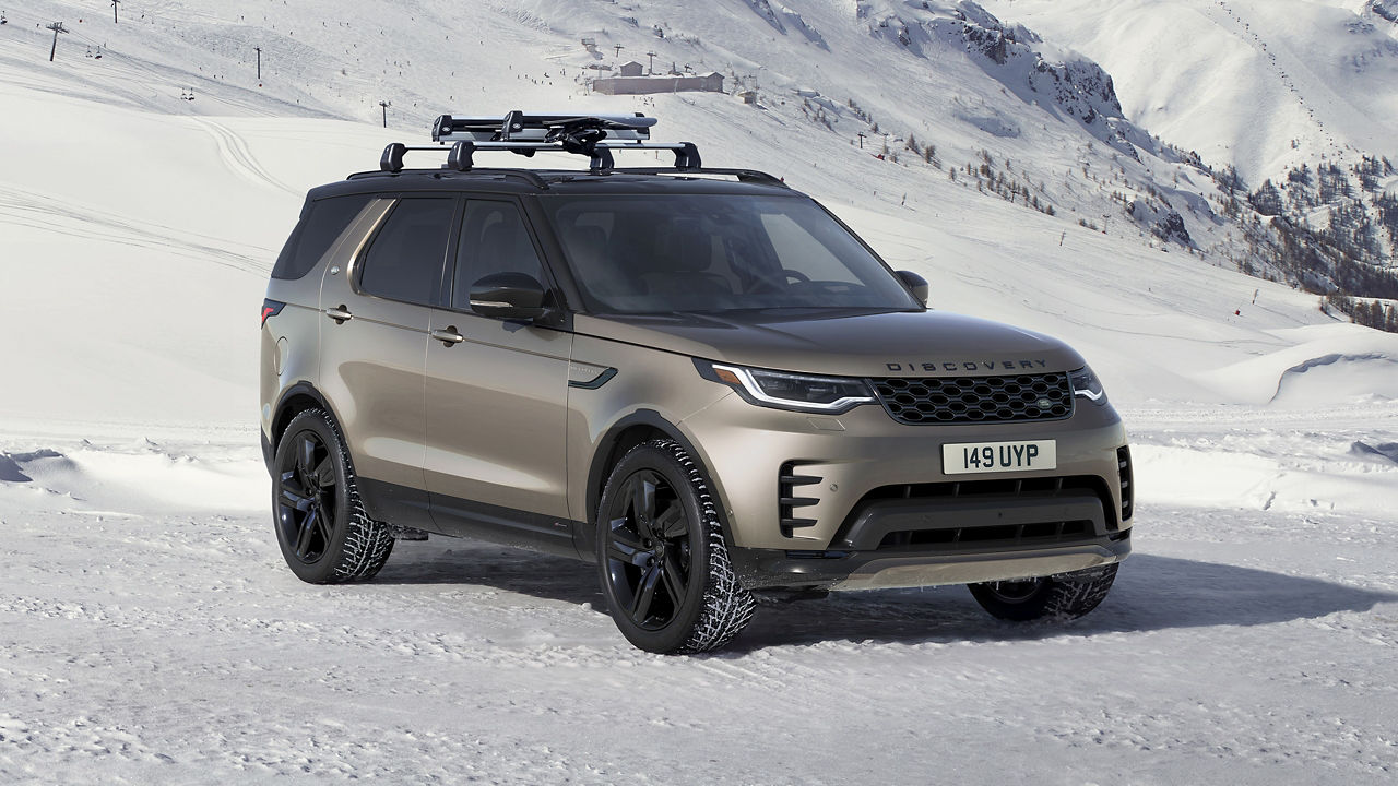  Discovery Vehicle Parked in the Snow