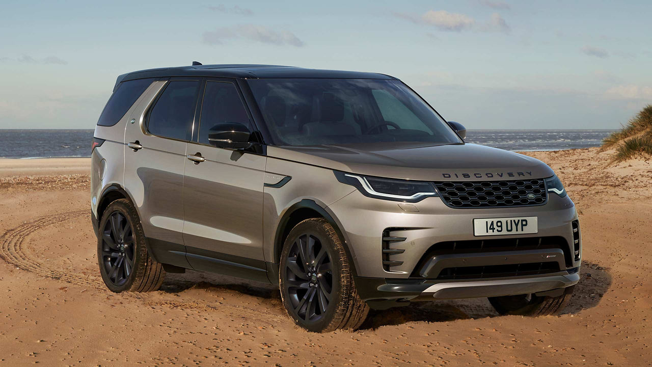 Parked Discovery Near The Beach Side