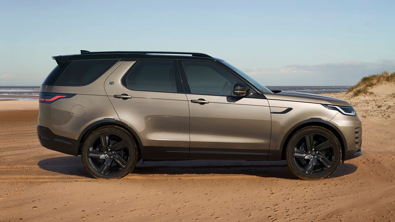 Parked Discovery Near The Beach Side