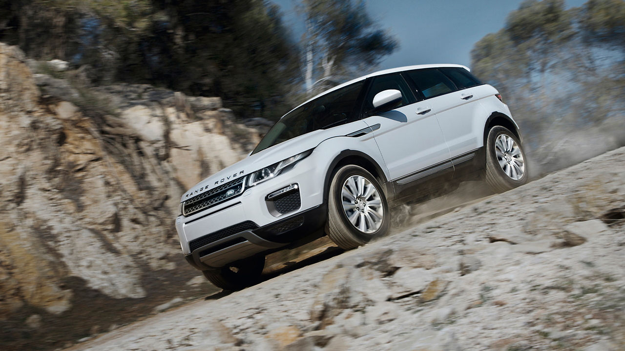 Range Rover on duty off road adventure