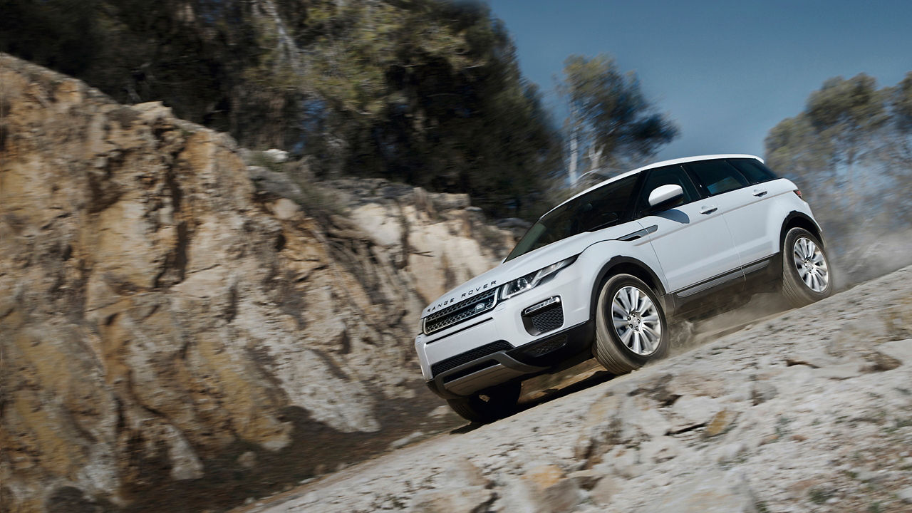 Range Rover on duty off road adventure