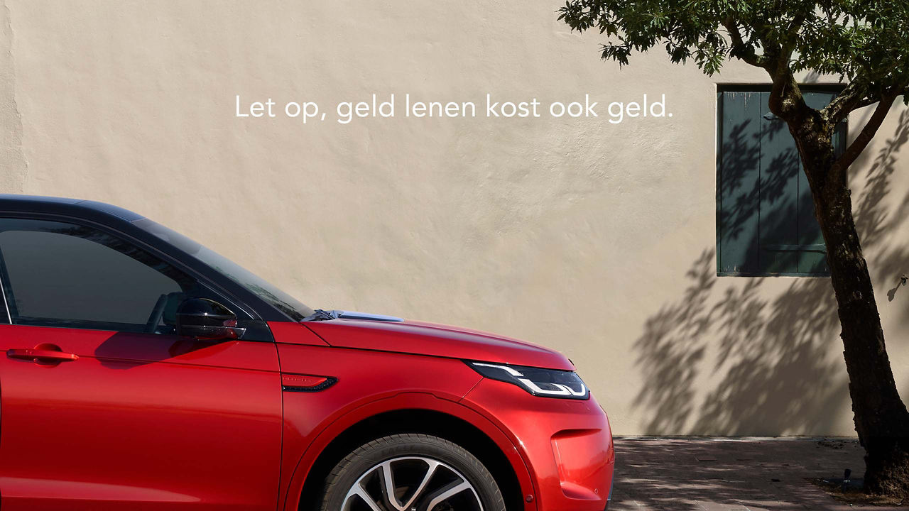 Discovery Sport Parked in front of Wall with line copy