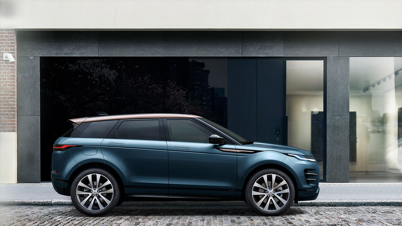 Side view of Range Rover Evoque