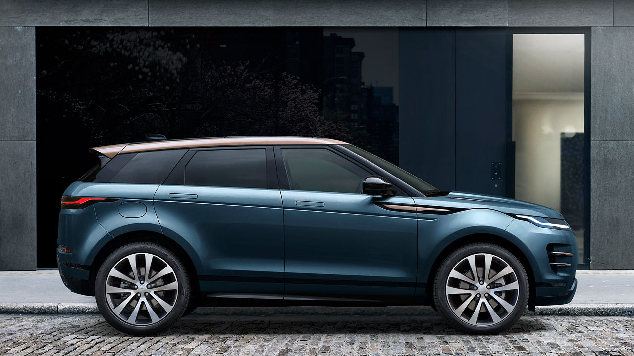 Side view of Range Rover Evoque