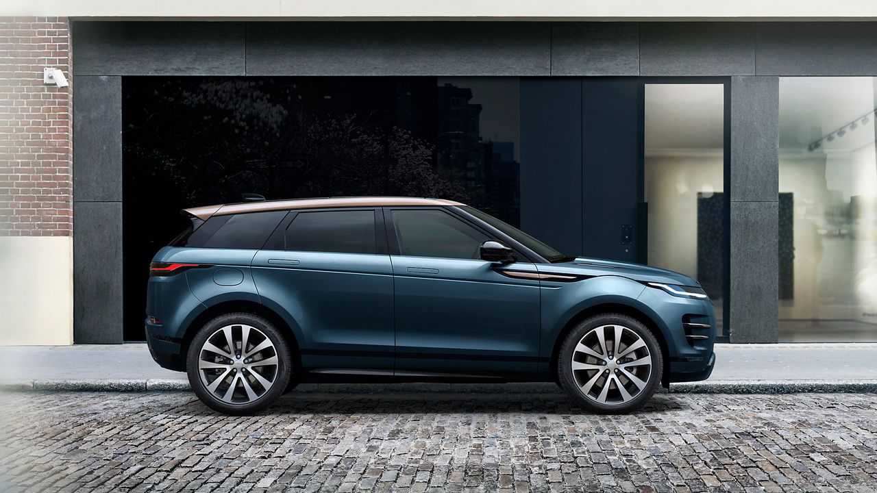 Side view of Range Rover Evoque