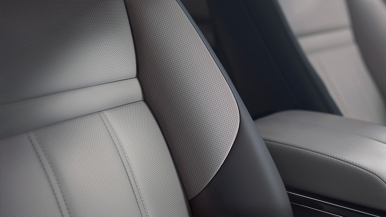 Leather seat of the Range Rover Evoque 