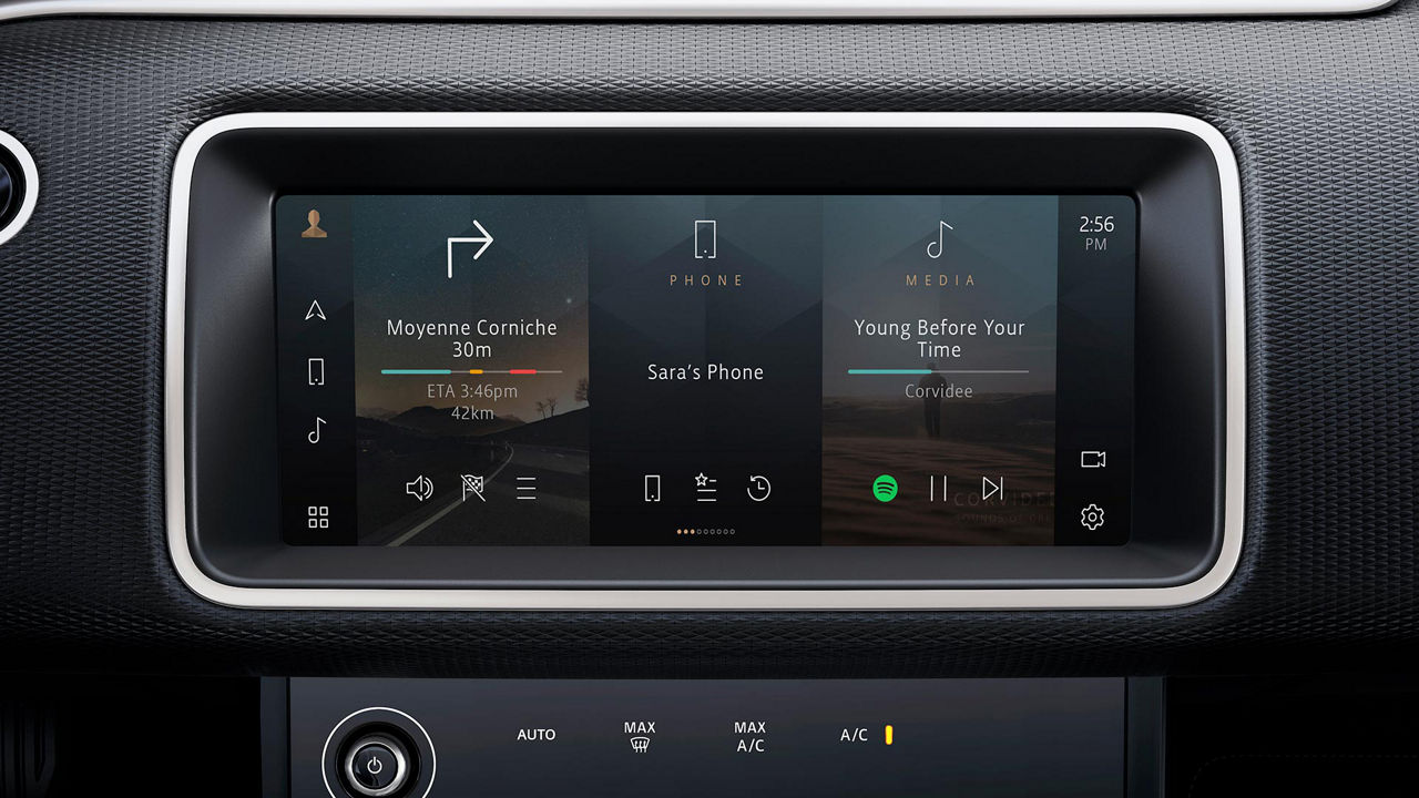 Centre Console inside a Range Rover Evoque