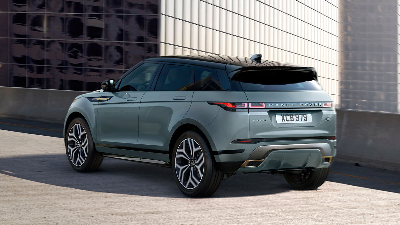 Evoque Driving Onto The City Road