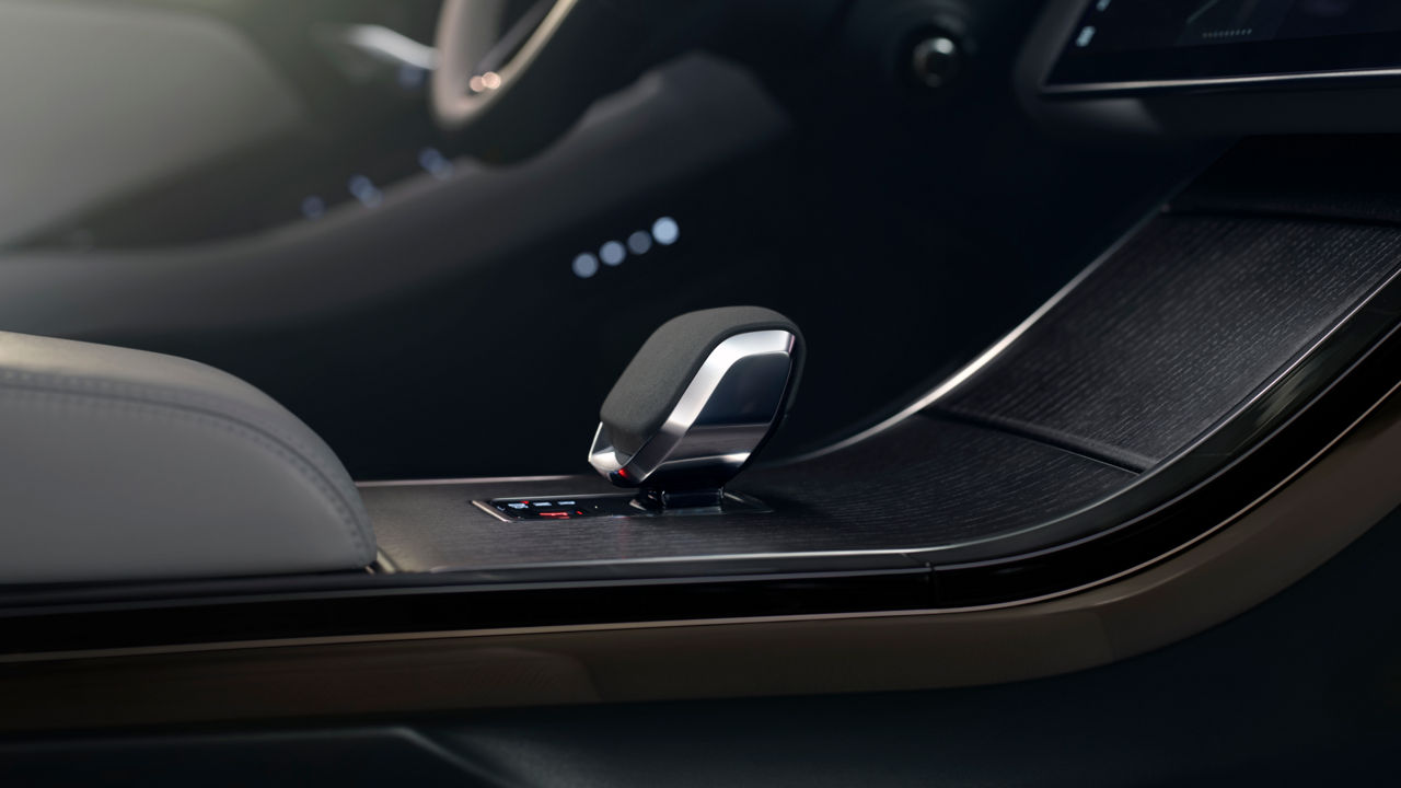 Range Rover Evoque interior dashboard and infotainment system.