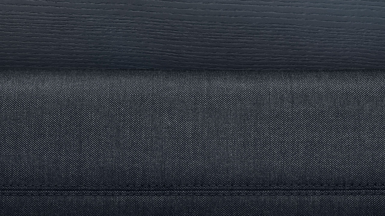 Range Rover Velar interior door panel