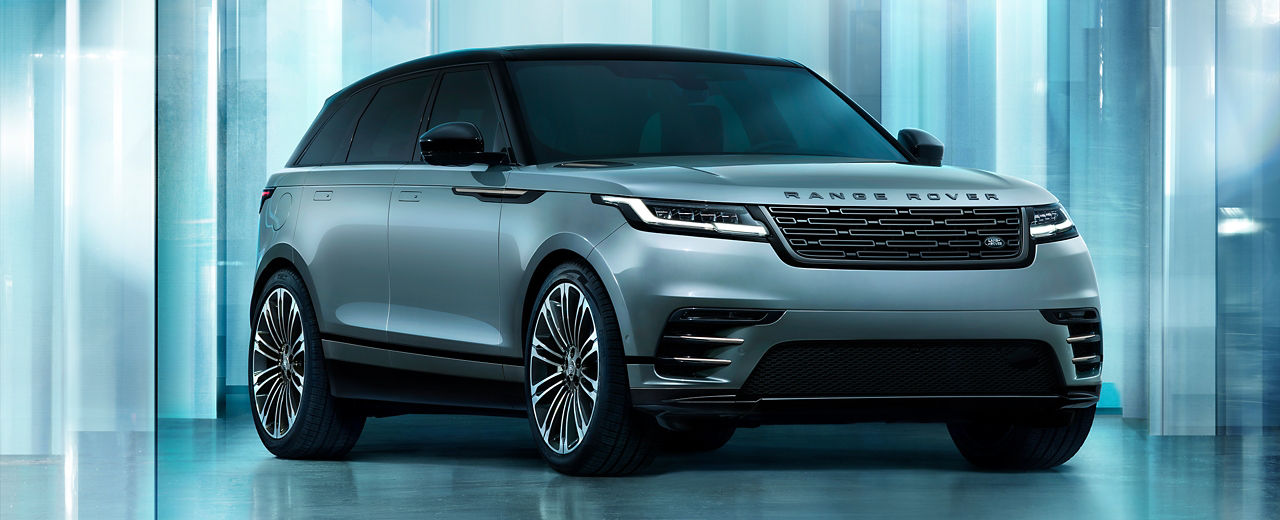 Range Rover Velar in Byron Blue