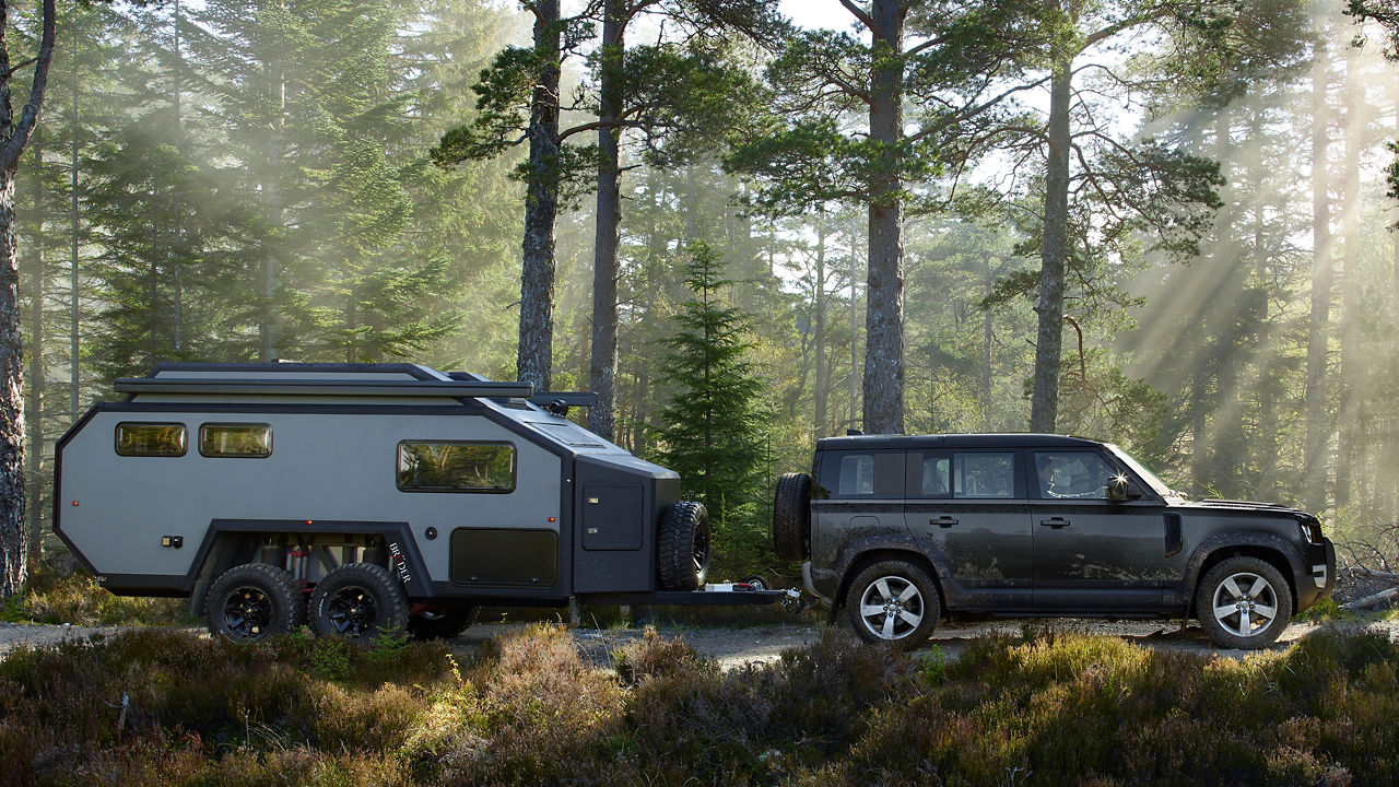 Defender Pulling a towing van