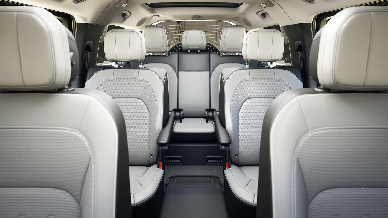 Defender interior flythrough view