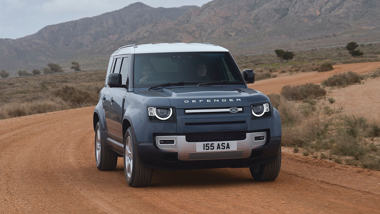 Defender Hard Top In Off Road 