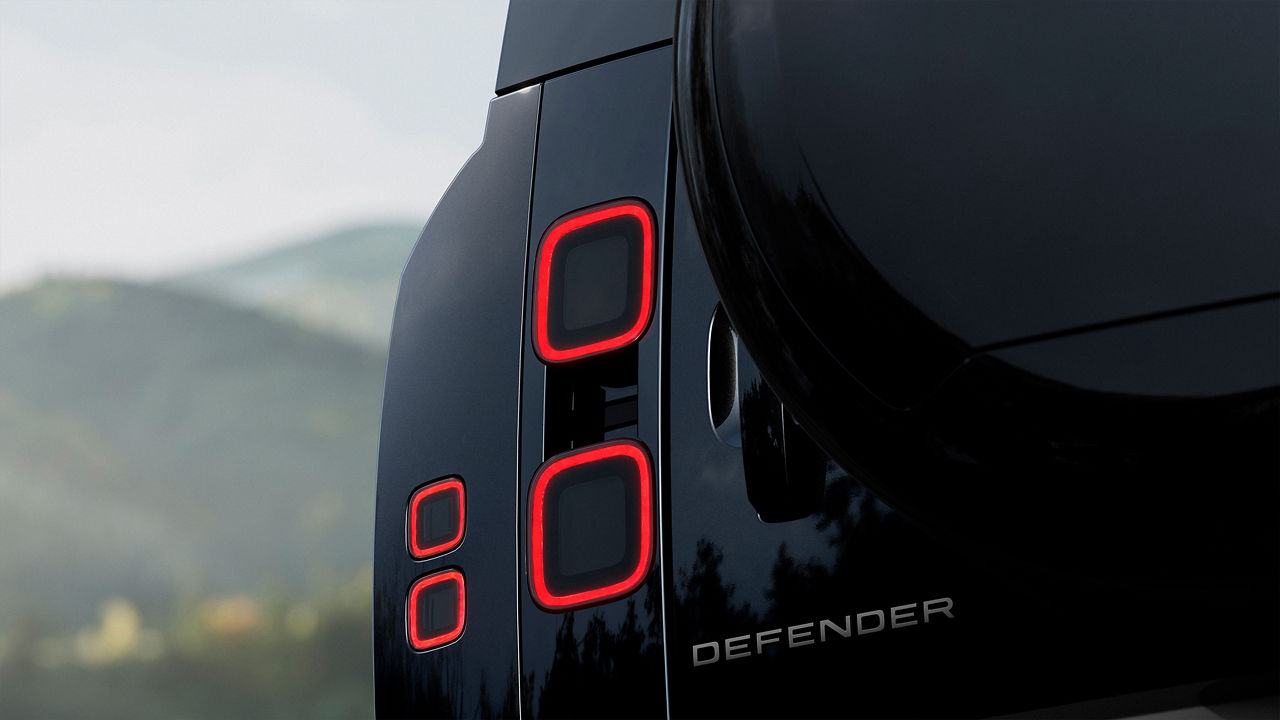 COMMANDING PRESENCE 