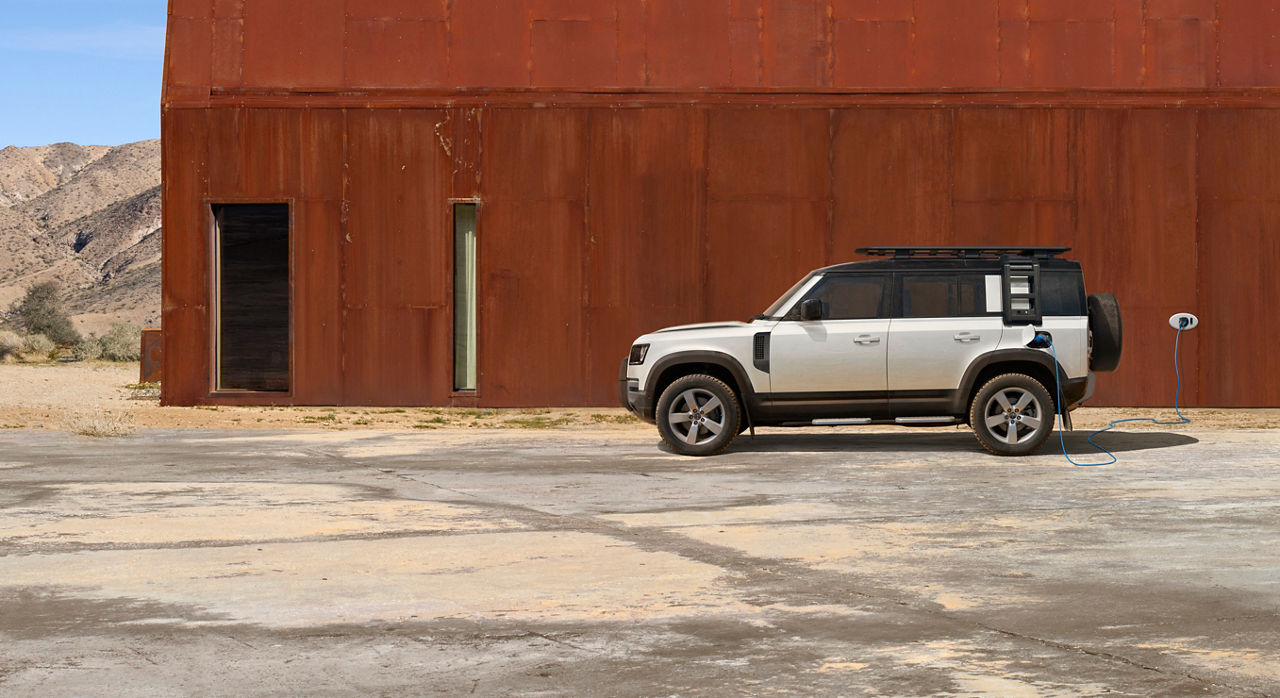 Defender is de officiële autopartner van de Dakar Rally