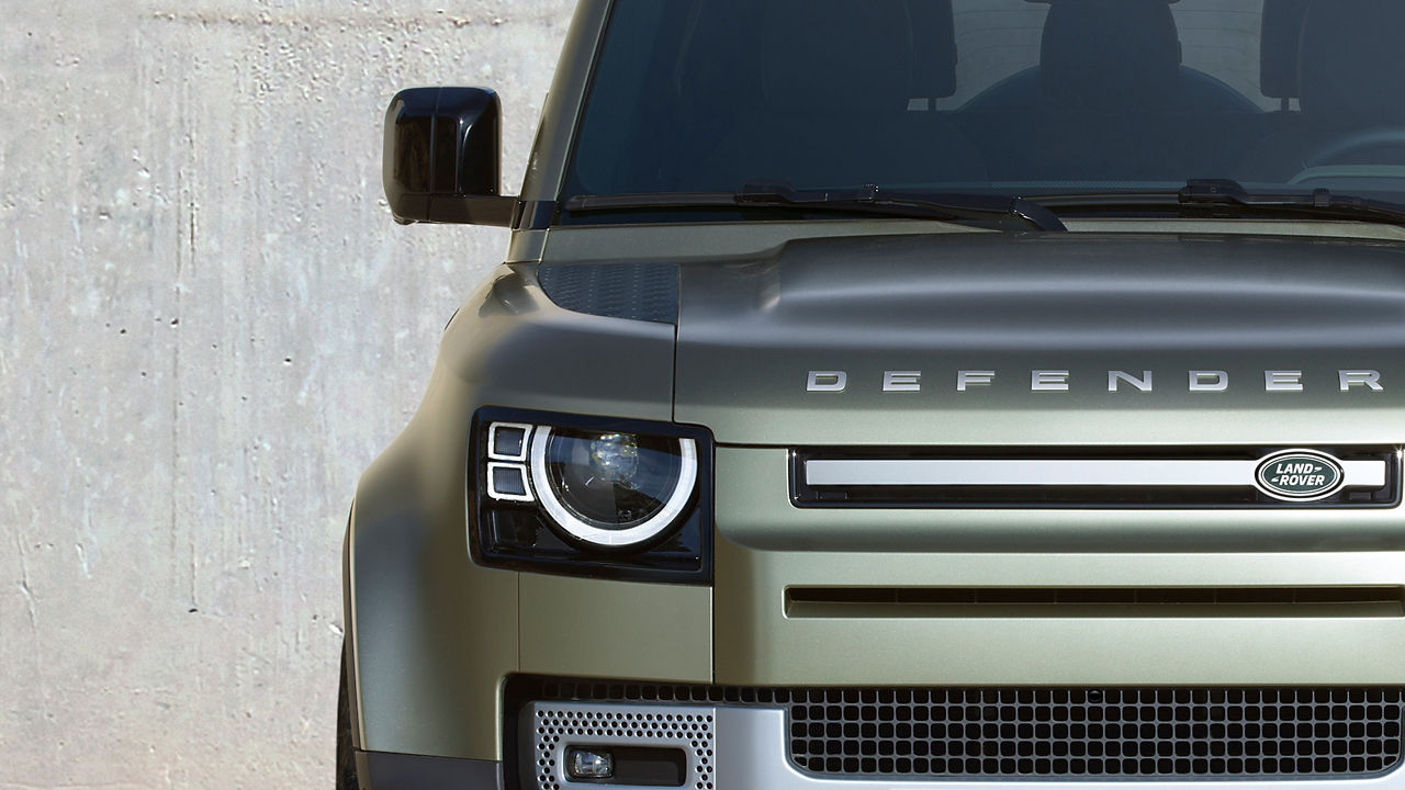 2025 Land Rover Defender 90 front grille