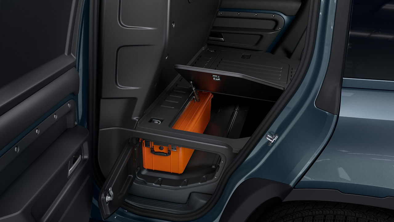 Tool box in Defender boot