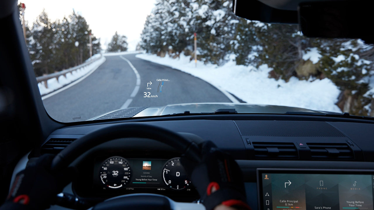 Range Rover Defender heads-up display