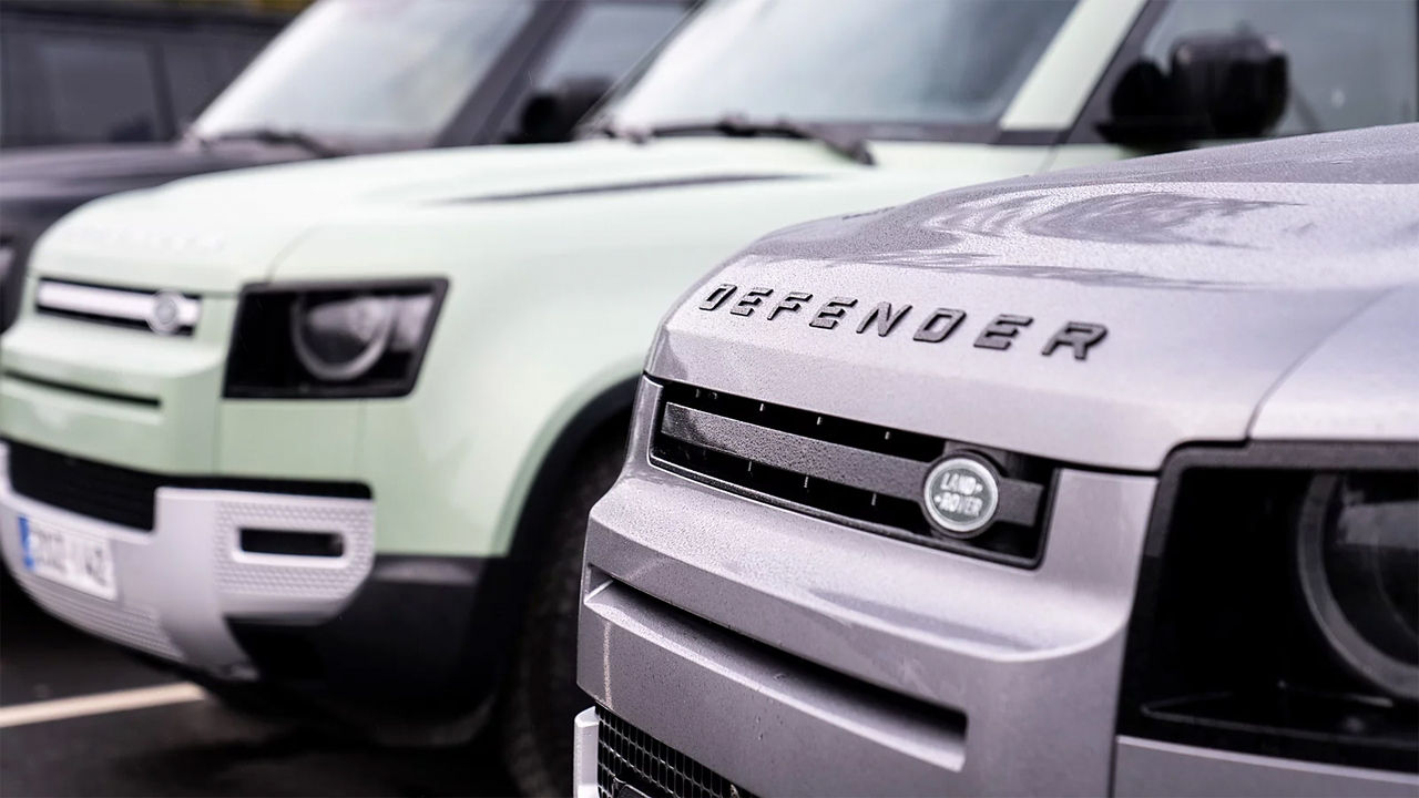 Defender Out_on_the_road