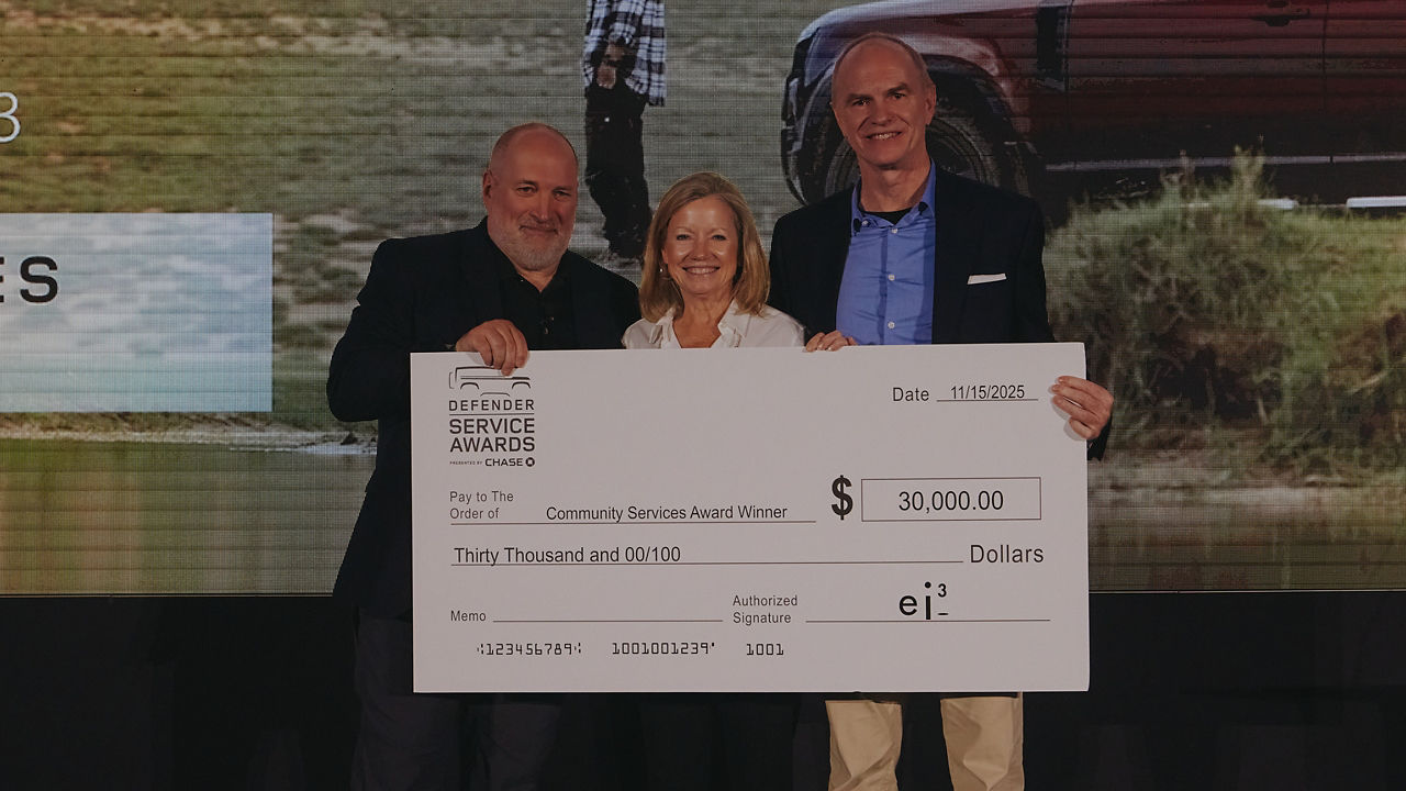 Defender roof exterior