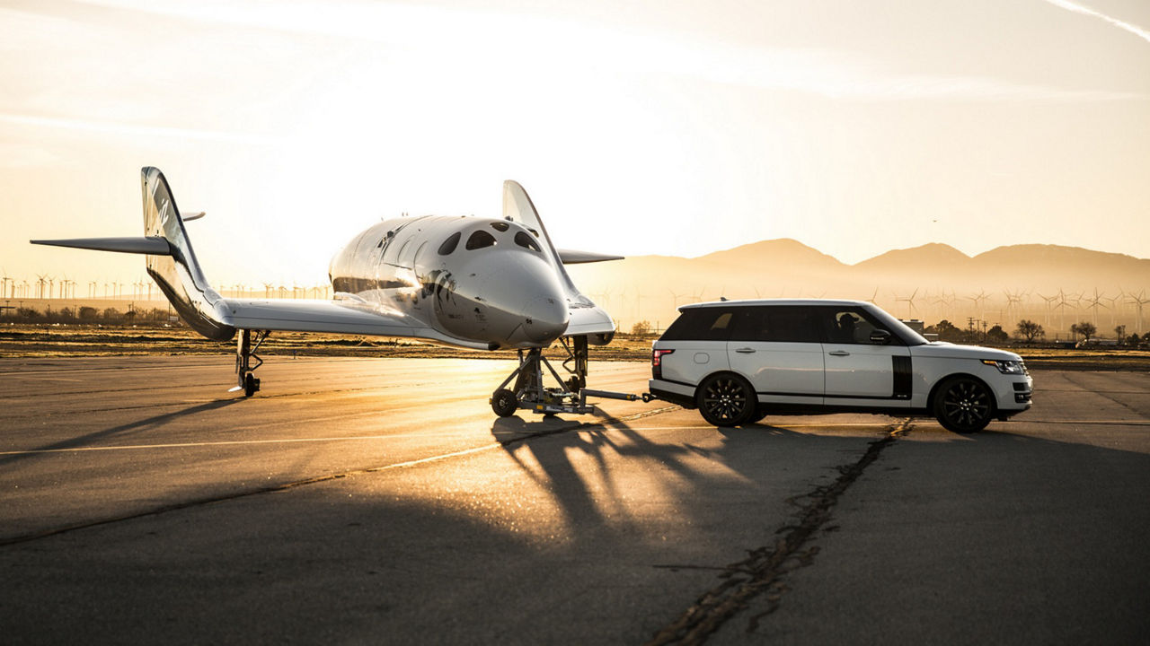 Range rover mojave air and space port in california