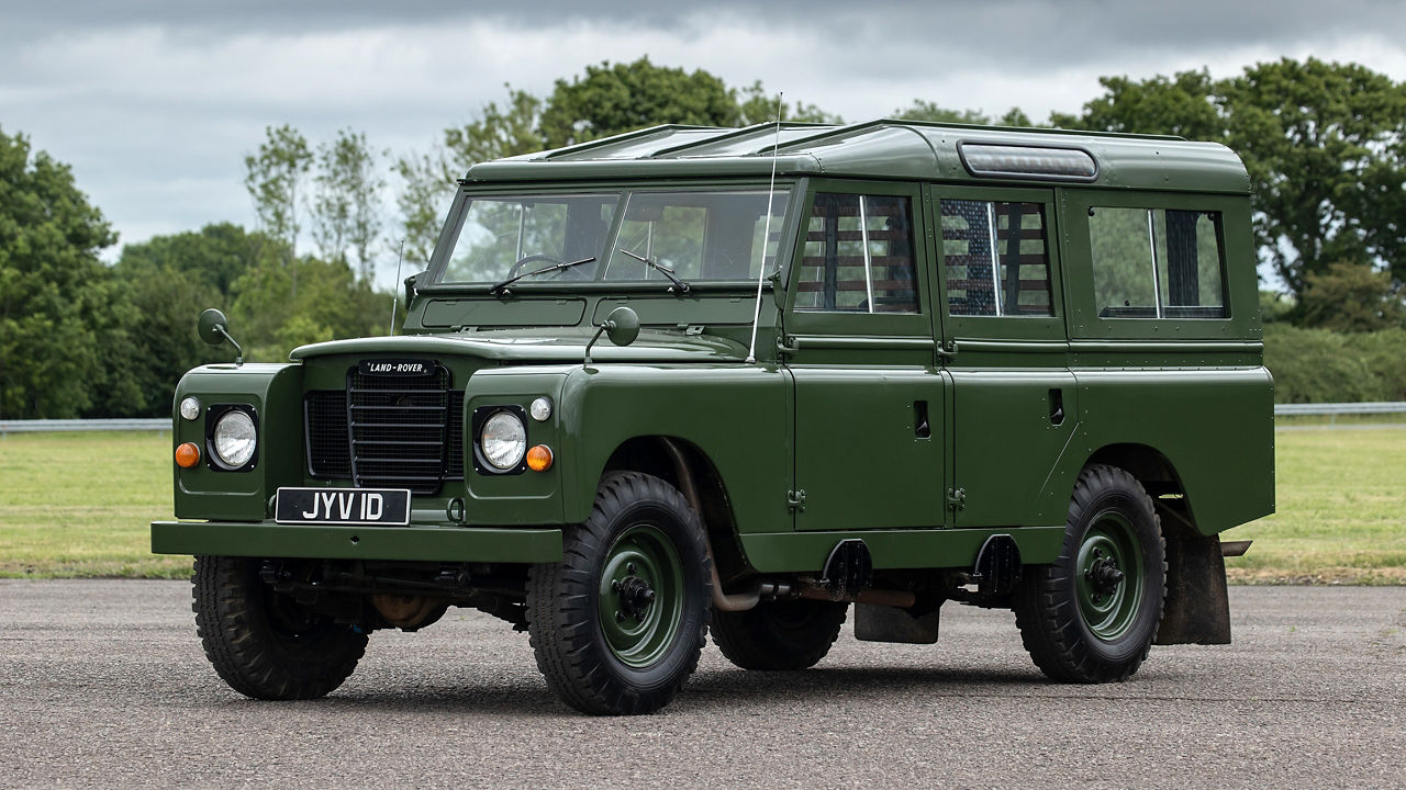 Land Rover IIIA