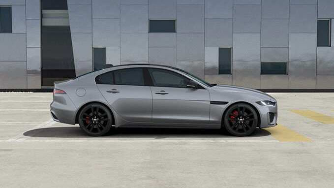 XE R DYNAMIC BLACK