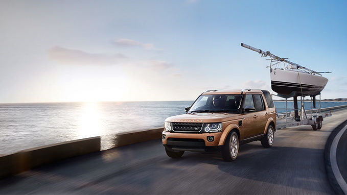 Range Rover by the Sea