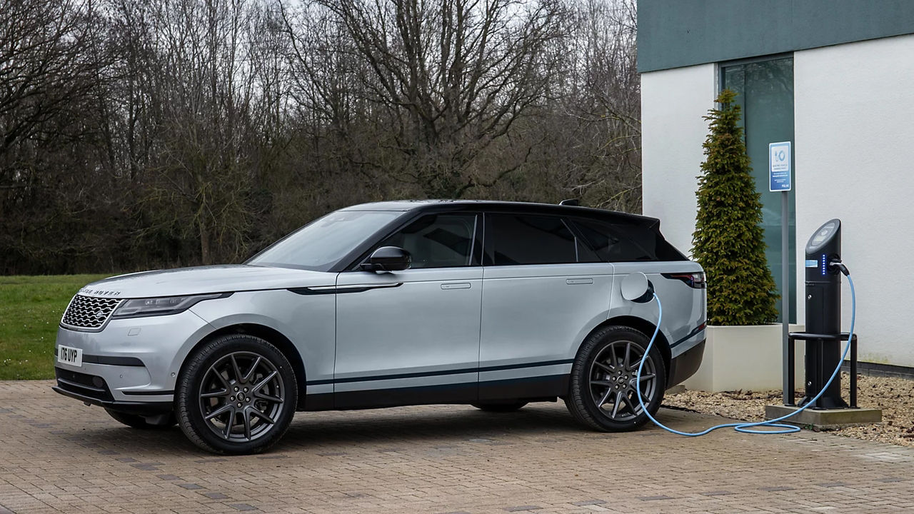 Outside charging of Range Rover