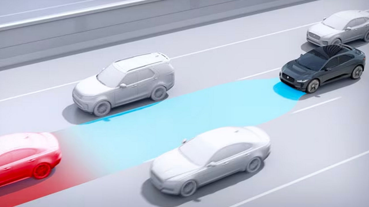 Adaptiuve-cruise-control-with-stop-and-go