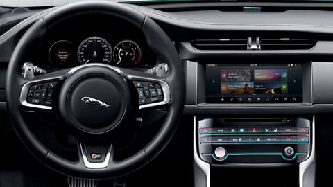 Jaguar XF interior details 