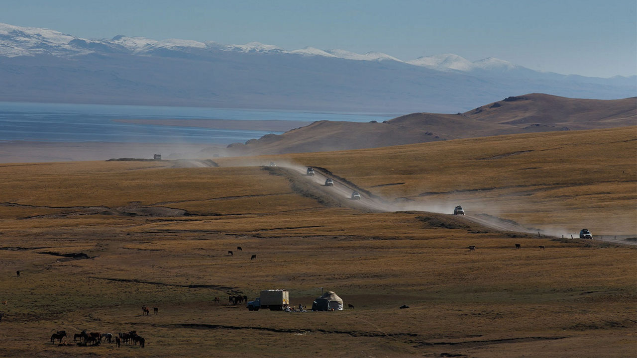 Range Rovers driving along silk route