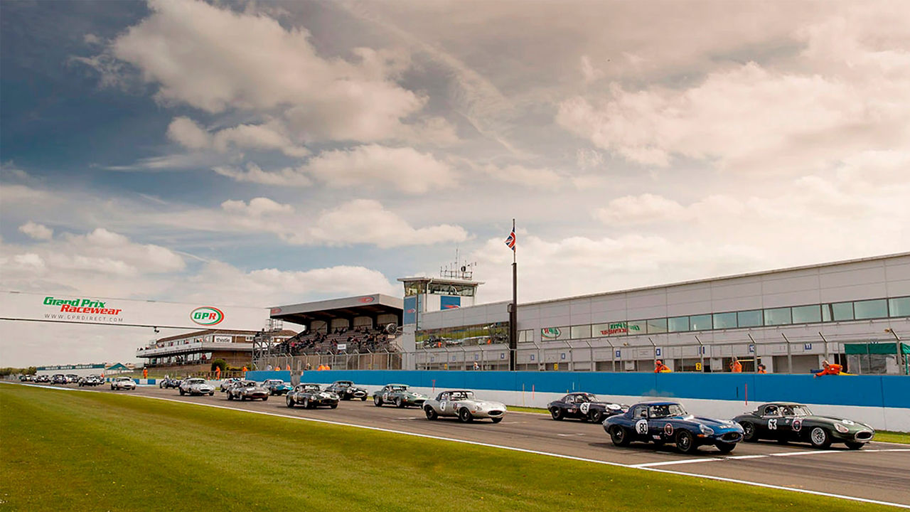 Jaguar Heritage Rally on the race tracker