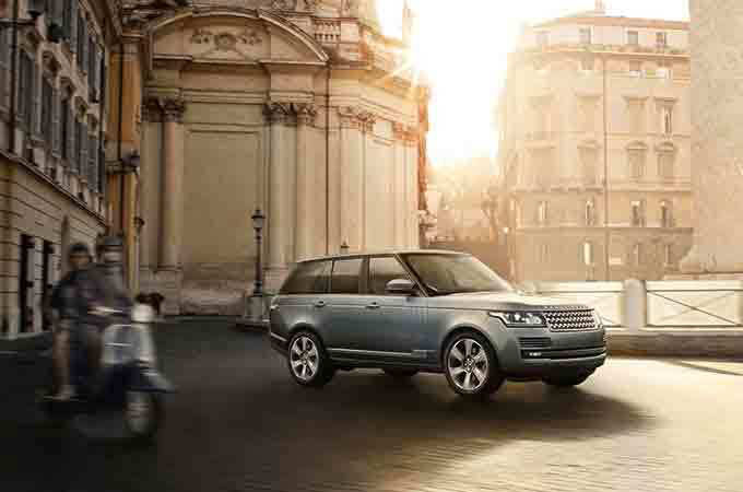 Range Rover City Driving 