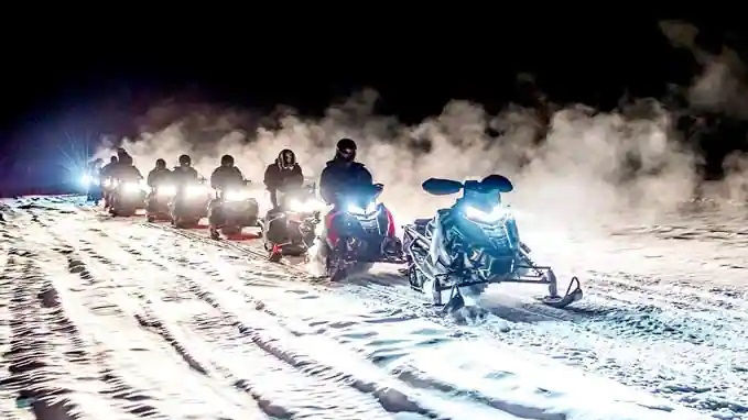 Group snow safari ride