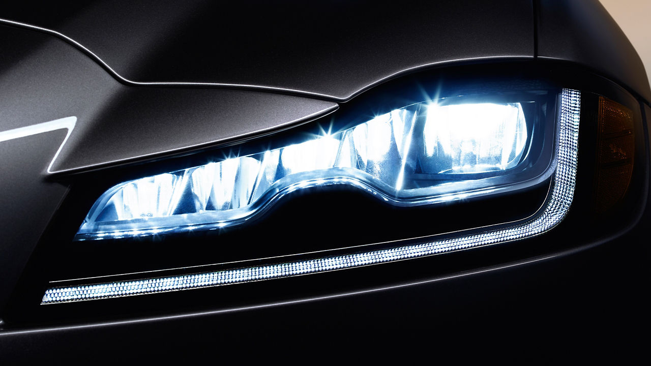 Jaguar XF Head Light Details