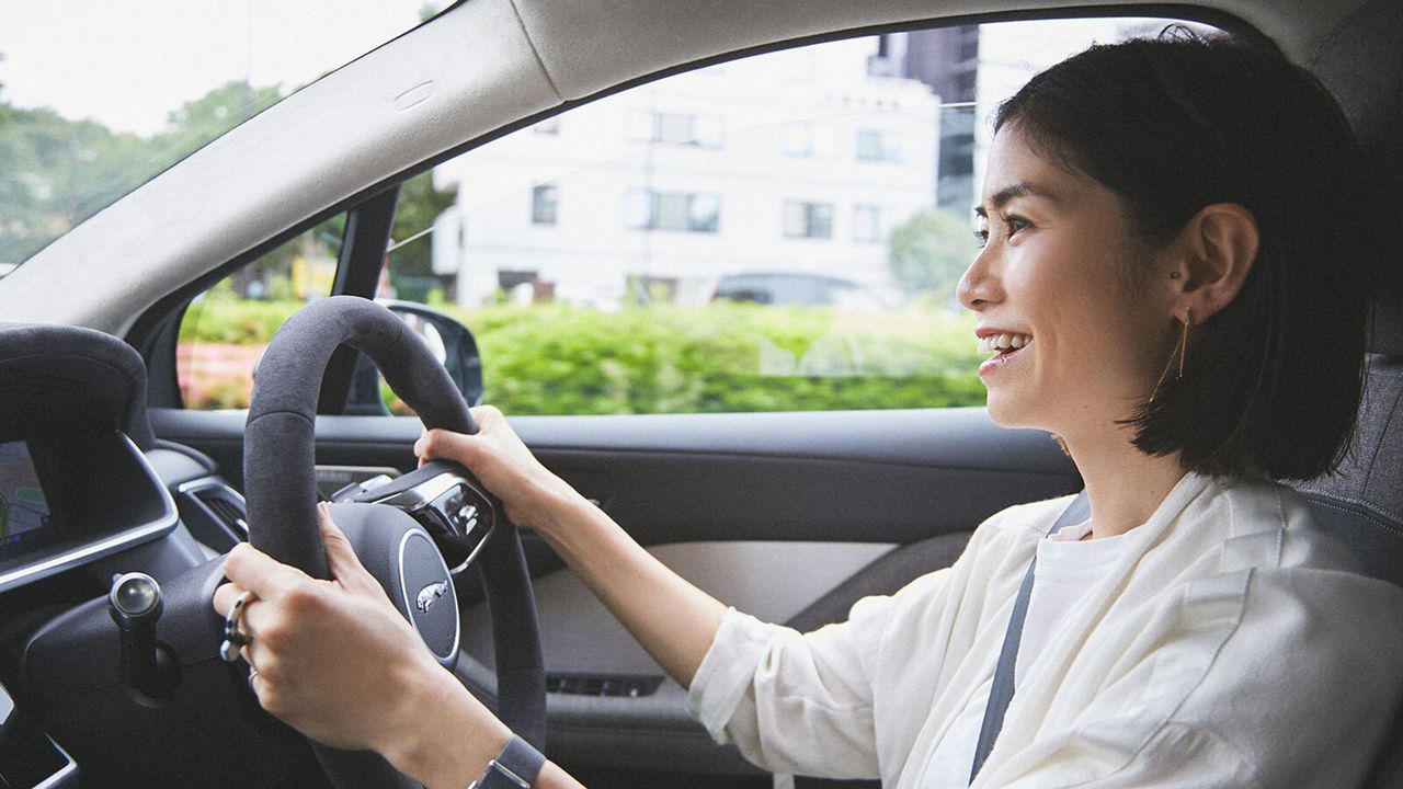 Naoko Tanijrii in a Jaguar I-Pace