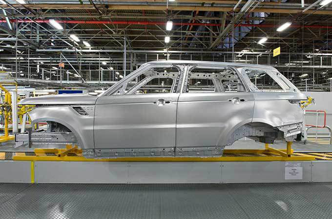 Range Rover Sport body on assembly line 